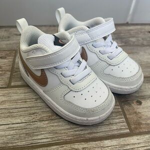 Nike Toddler Court Borough White and Tan Sneakers